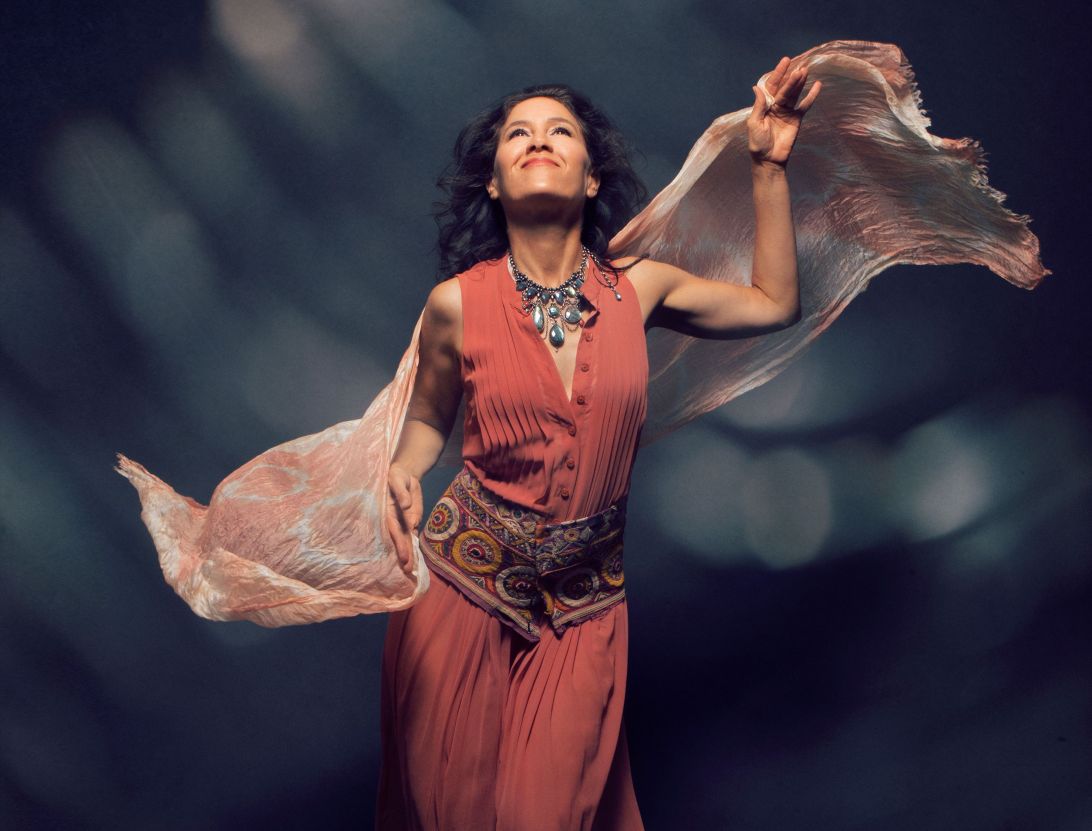 Donna De Lory-jpg.com