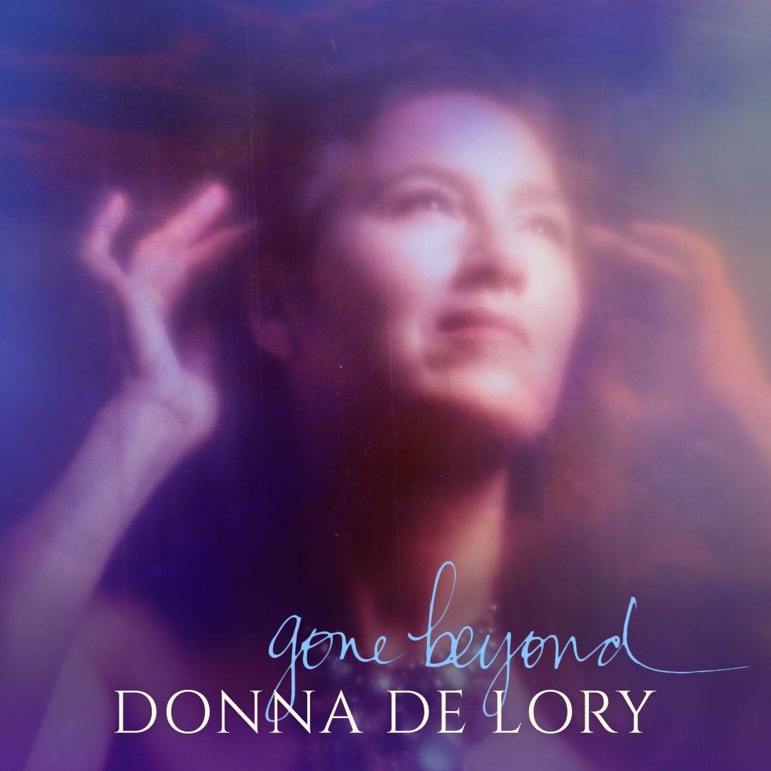 Donna De Lory-jpg.com